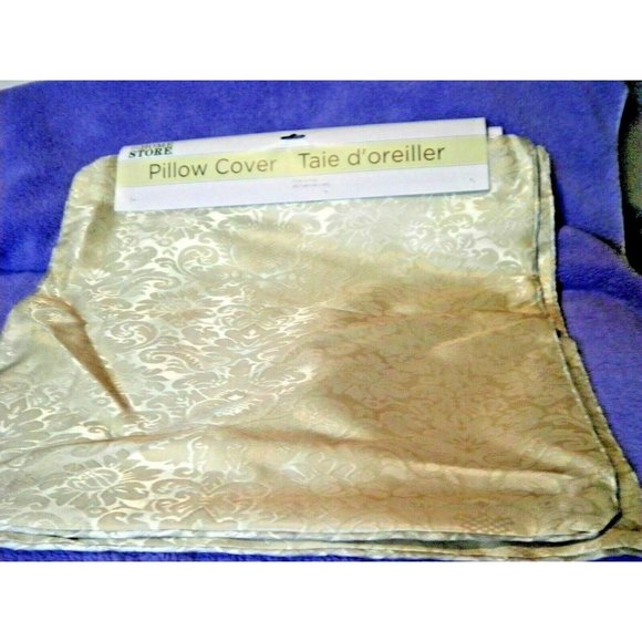 The Home Store New Off White Cream Colored Pillow Cover 17x17 - Picture 1 of 2
